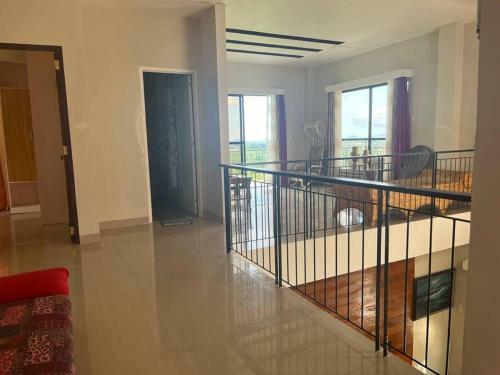 Beautiful 3 Bedroom Vacation Home With View.