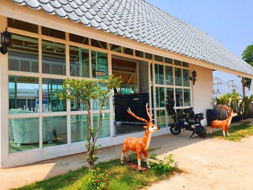 Hotel The Cottage At Chiyaphum