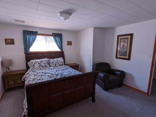 Apartamento Two Bedroom Basement Suite