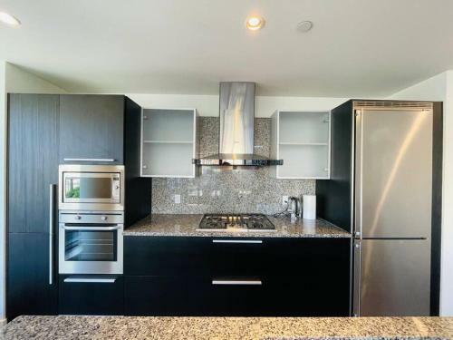 Apartamento Spacious Downtown 2 Bedroom Condo With Pool And Air Conditioning