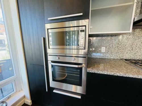 Apartamento Spacious Downtown 2 Bedroom Condo With Pool And Air Conditioning
