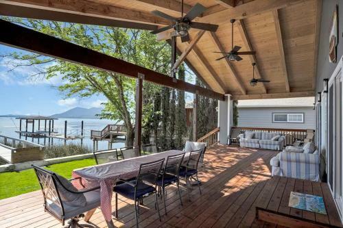 Lakeshore Paradise