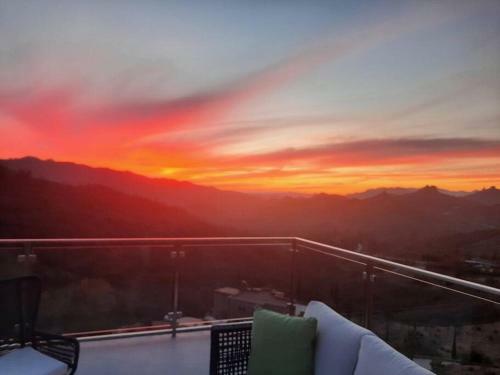 Malibu Sunset Getaway