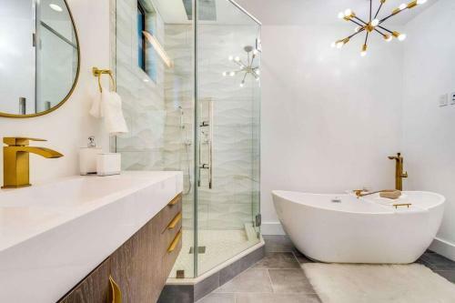 Malibu Sunset Getaway