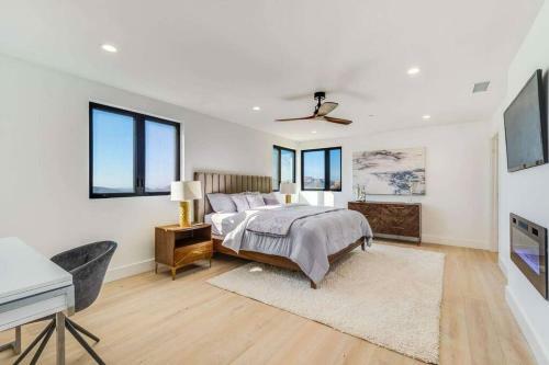 Malibu Sunset Getaway