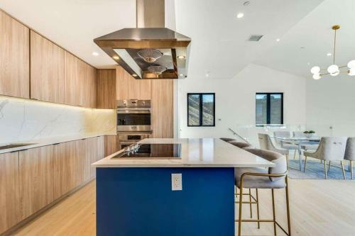 Malibu Sunset Getaway