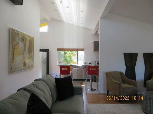 Cool Pad 2 Electric Car Garage Beach Central 8 Ok