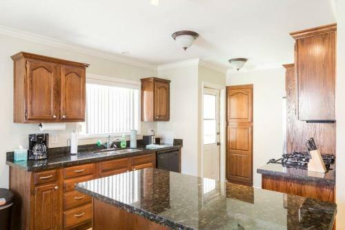 Apartamento 2bd/2ba In Belmont Shores! Close To Everything!