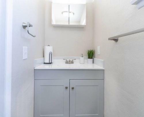 Mojave Diamond In The Rough!