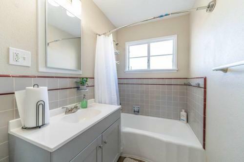 Mojave Diamond In The Rough!