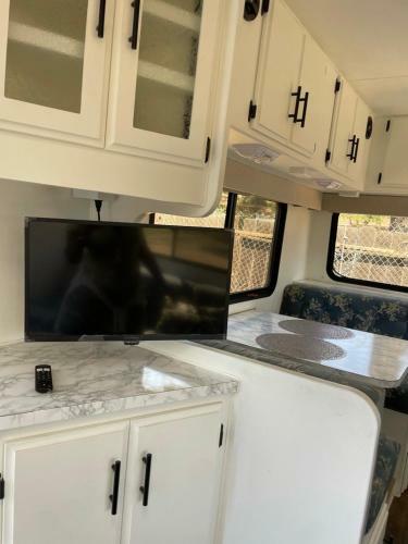 Rv2 Stunning Rv Private Netflix Freeparking