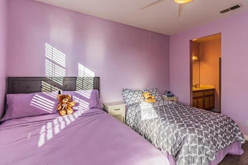 Spacious 3br 3bath Townhouse 5-mins To Bay & Beach
