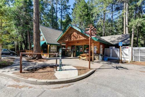 Harmony Ridge Ranch Nestled On A Secluded 6 Acres