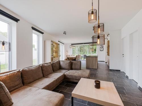 Modern Holiday Home In Ronse With Garden
