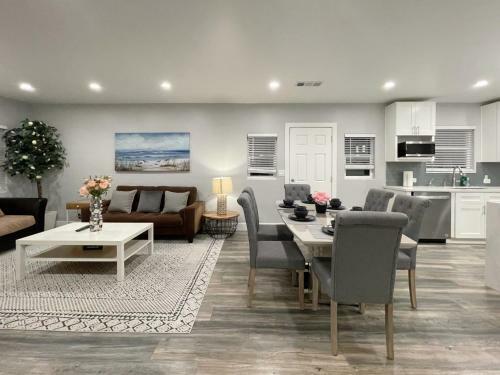 @ Marbella Lane - Stunning Modern Home In Sj