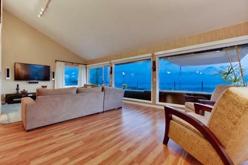 Apartamento Incredible Hilltop Luxury Bay View Retreat