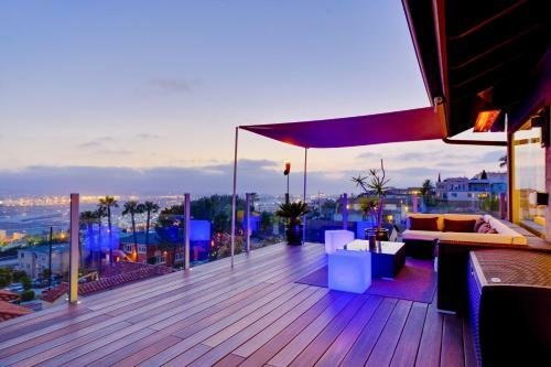 Apartamento Incredible Hilltop Luxury Bay View Retreat