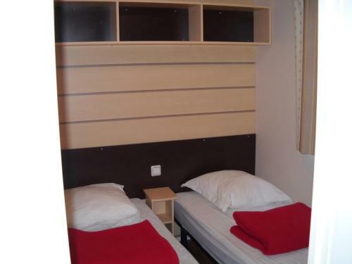 Camping Les Fougui�res