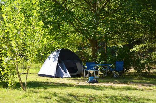 Camping Les Fougui�res