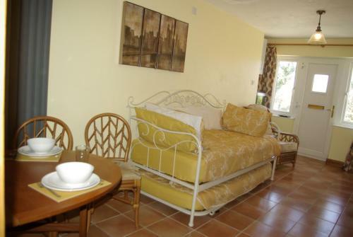 Apartamento Rural Retreat, Central Location, Close To Beaches