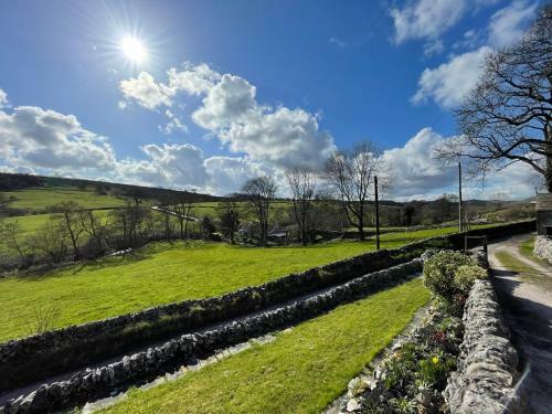Dove Cottage - Stay At Gwens