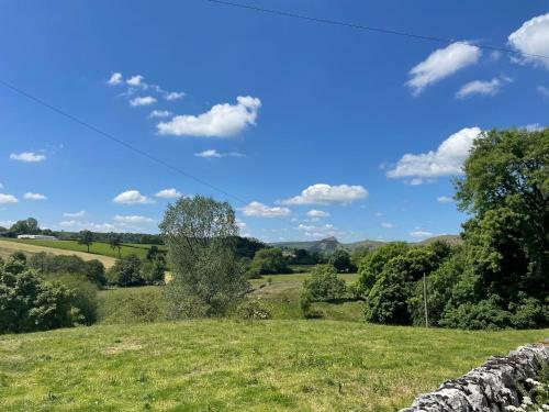 Dove Cottage - Stay At Gwens