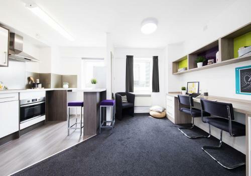 Hostal Modern Rooms & Studios For Students Only, Cardiff - Sk