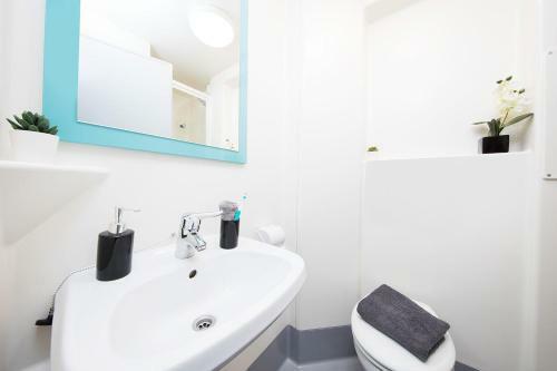 Hostal Modern Rooms & Studios For Students Only, Cardiff - Sk