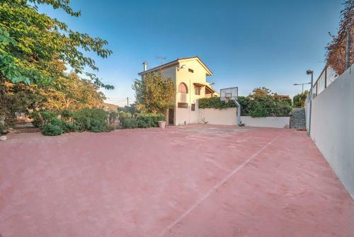 Sounio Beachfront Villa
