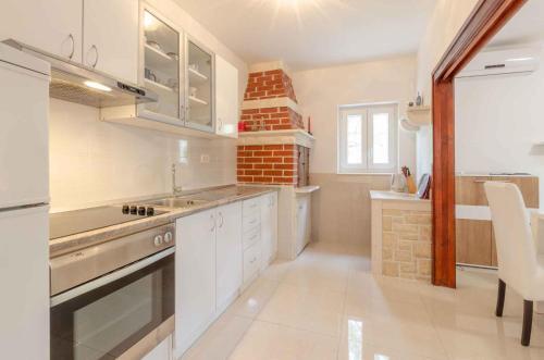Holiday Home In Blato Insel Korcula 6411