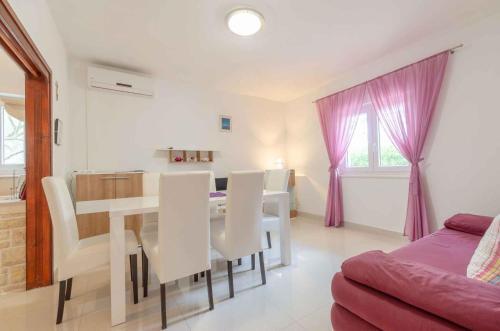 Holiday Home In Blato Insel Korcula 6411