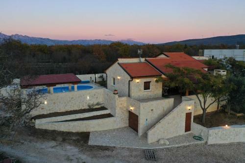 Villa Stone House Pridraga