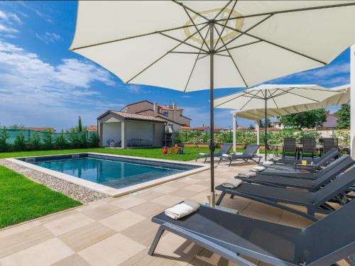Holiday Home Villa Lea