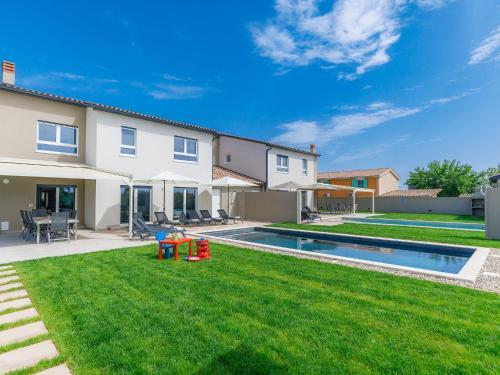 Holiday Home Villa Lea