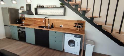 Aparthouse With Pool