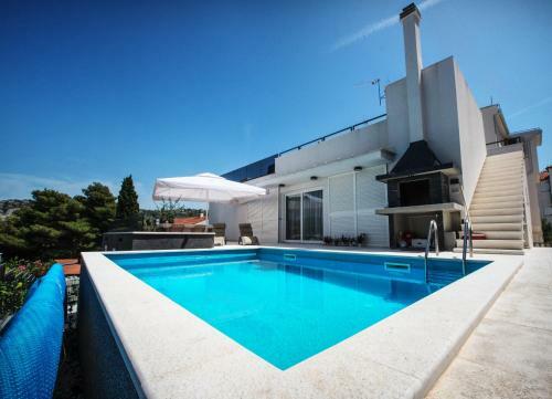 Holiday Home Nepi - With Pool