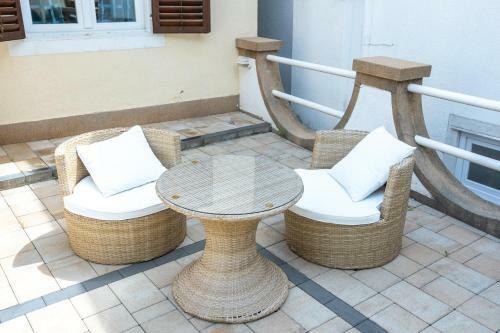 Apartments Skeva