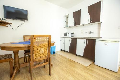 Apartments Skeva