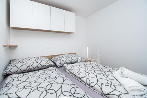 Mobile Home Banovi Dvori