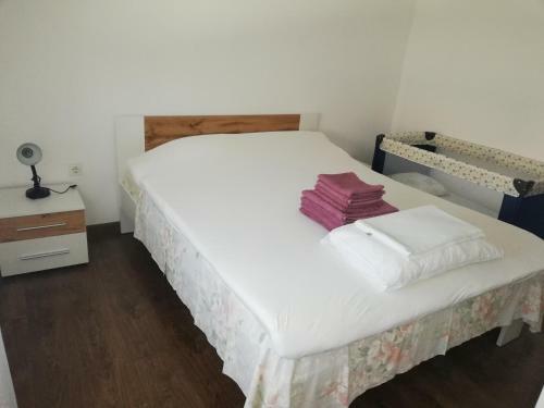 Apartmani I Kamp Turanj-?amuga