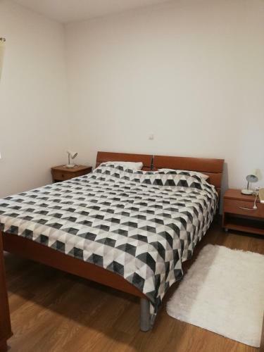 Apartmani I Kamp Turanj-?amuga