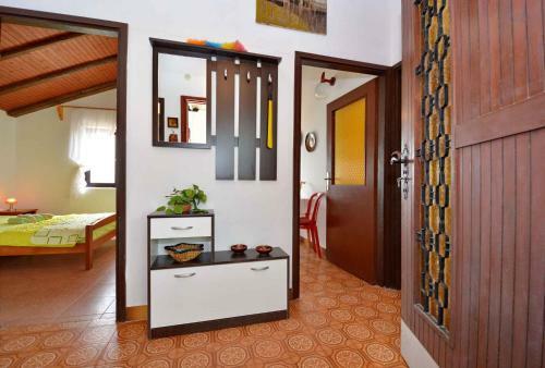 Apartment In Ugljan - Insel Ugljan 41706