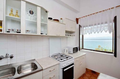 Apartment In Ugljan - Insel Ugljan 41706