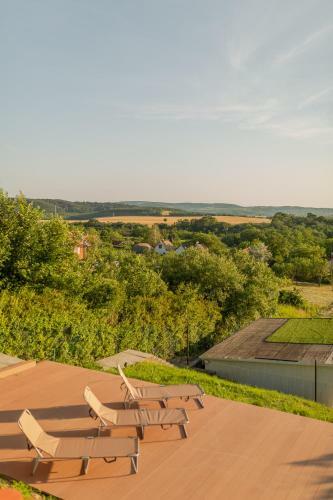 Villa K?hegy Apartman Zam�rdi