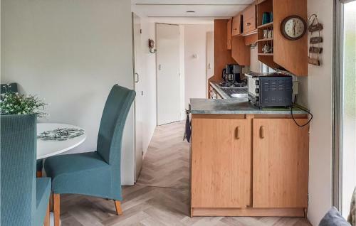 Nice Home In Renesse With Wifi And 2 Bedrooms