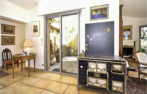 Holiday Home Cabris Bis Chemin Des Val�rianes