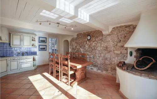 Holiday Home Cabris Ij-1527