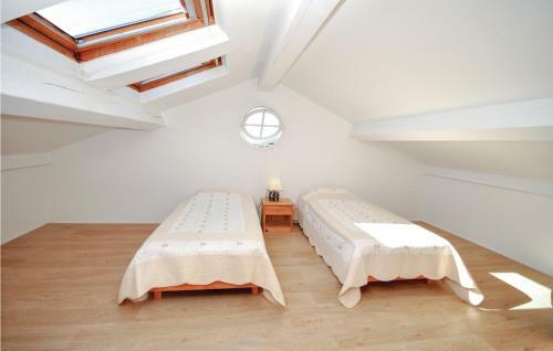 Holiday Home Cabris Ij-1527