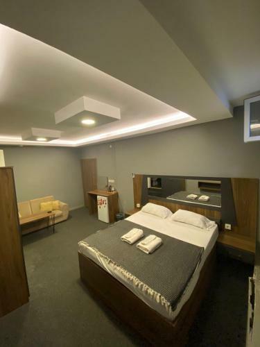 Apartamento Tuzla First House