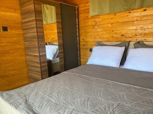 Nefes Urla Bungalov